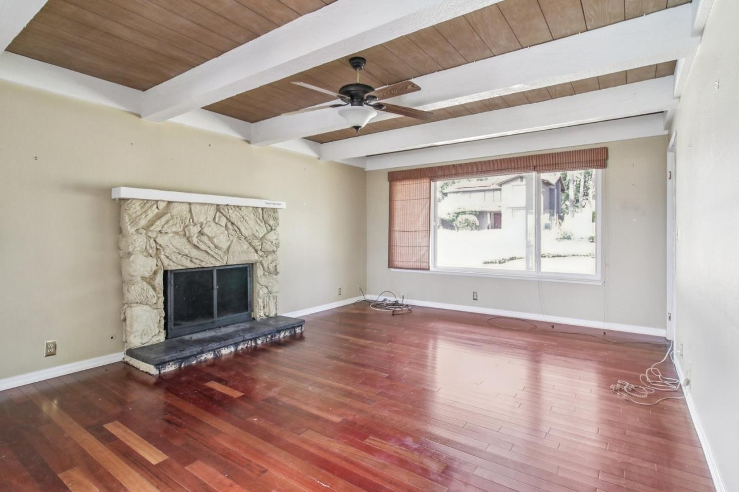 Detail Gallery Image 10 of 36 For 17365 Oak Leaf Dr, Morgan Hill,  CA 95037 - 4 Beds | 2/1 Baths