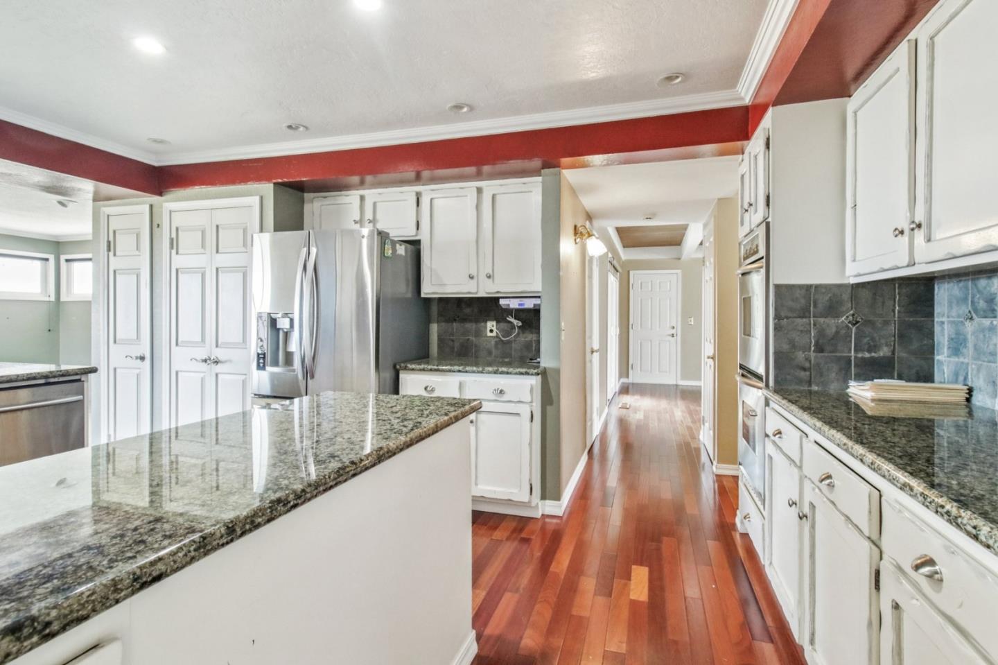 Detail Gallery Image 13 of 36 For 17365 Oak Leaf Dr, Morgan Hill,  CA 95037 - 4 Beds | 2/1 Baths