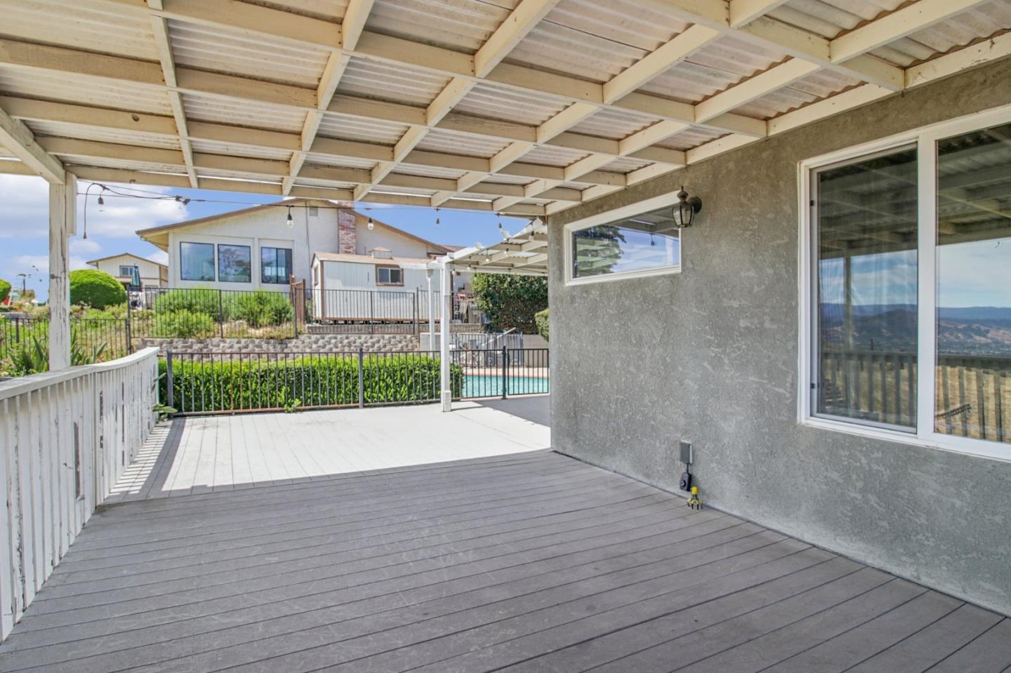Detail Gallery Image 22 of 36 For 17365 Oak Leaf Dr, Morgan Hill,  CA 95037 - 4 Beds | 2/1 Baths