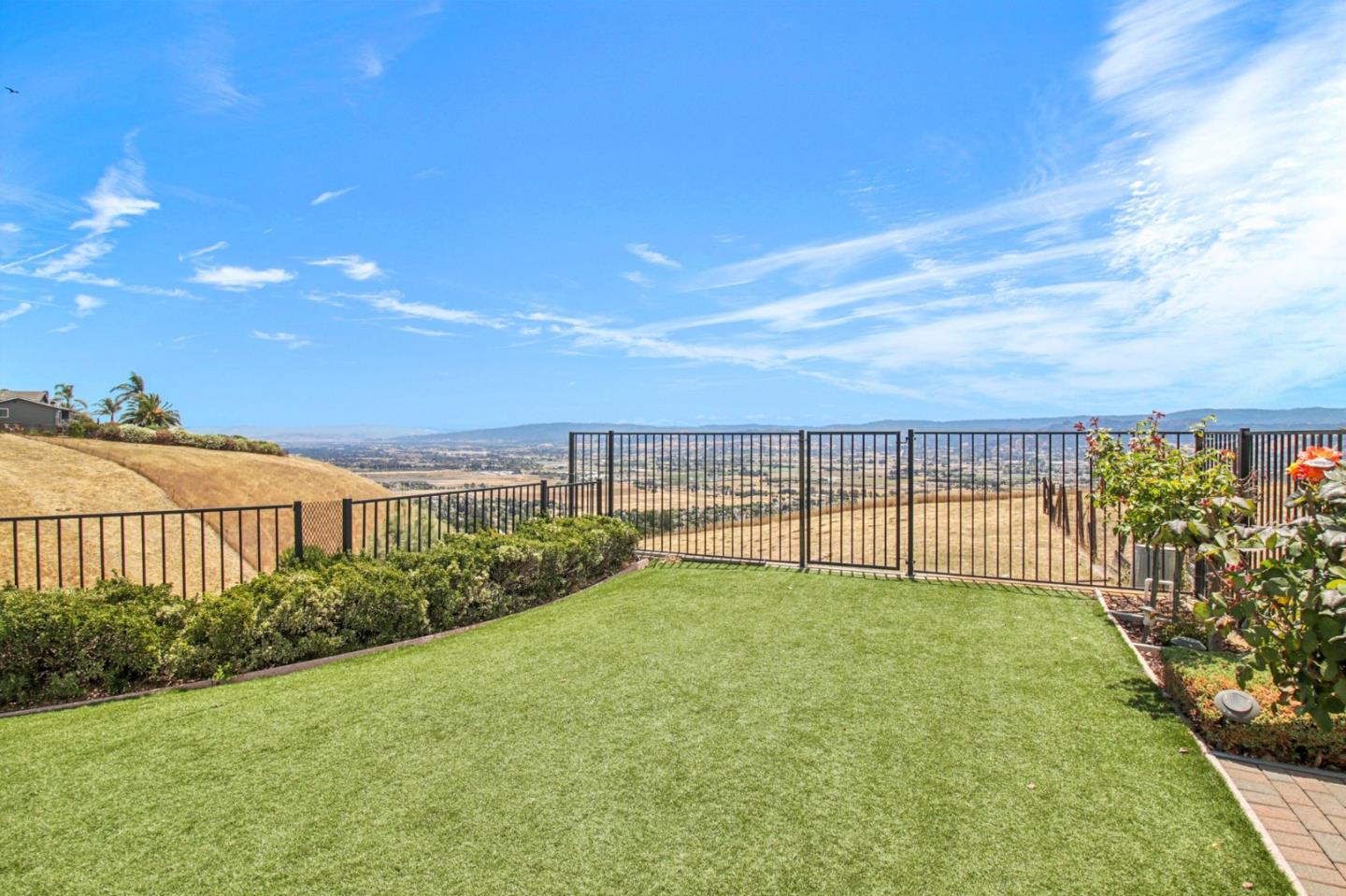 Detail Gallery Image 25 of 36 For 17365 Oak Leaf Dr, Morgan Hill,  CA 95037 - 4 Beds | 2/1 Baths