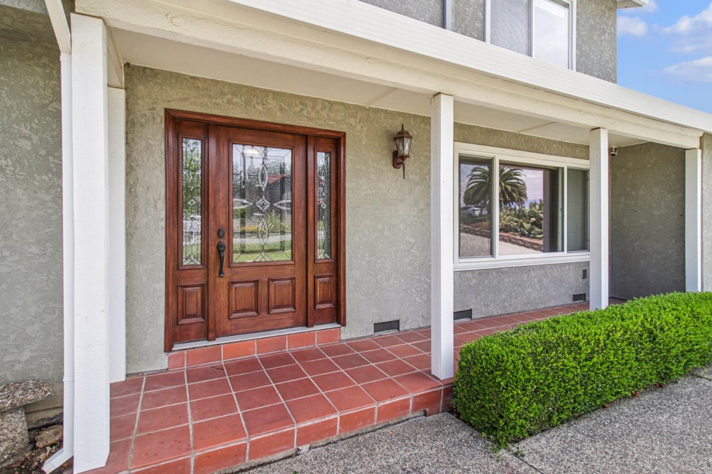 Detail Gallery Image 3 of 36 For 17365 Oak Leaf Dr, Morgan Hill,  CA 95037 - 4 Beds | 2/1 Baths