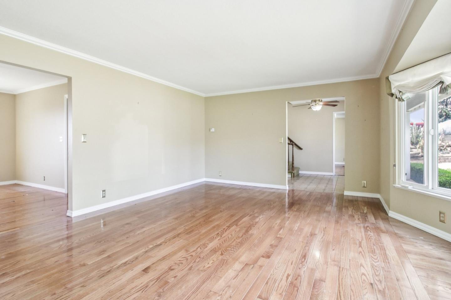 Detail Gallery Image 7 of 36 For 17365 Oak Leaf Dr, Morgan Hill,  CA 95037 - 4 Beds | 2/1 Baths