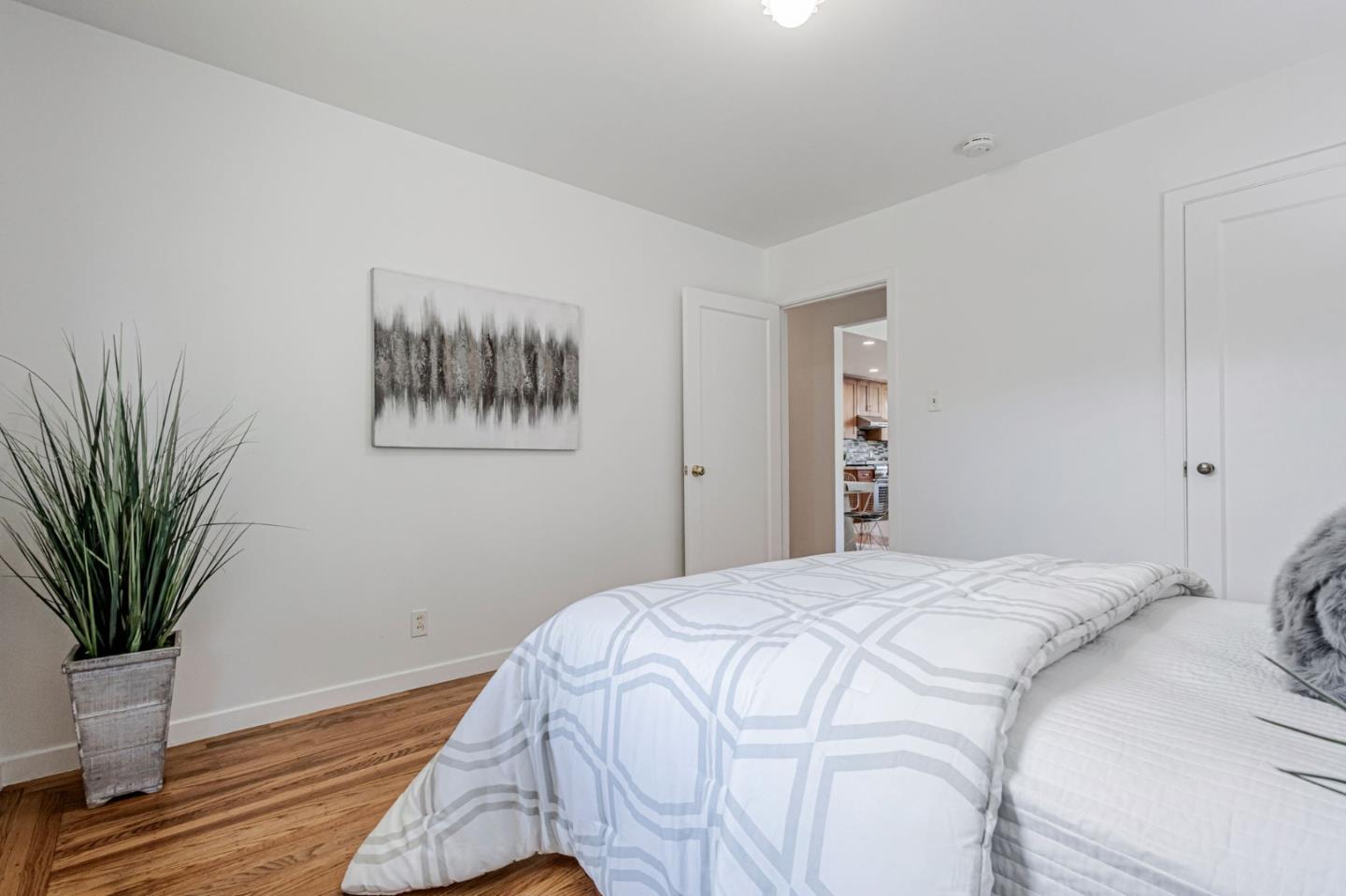 Detail Gallery Image 21 of 74 For 264 Arroyo Dr, Pacifica,  CA 94044 - 3 Beds | 1 Baths