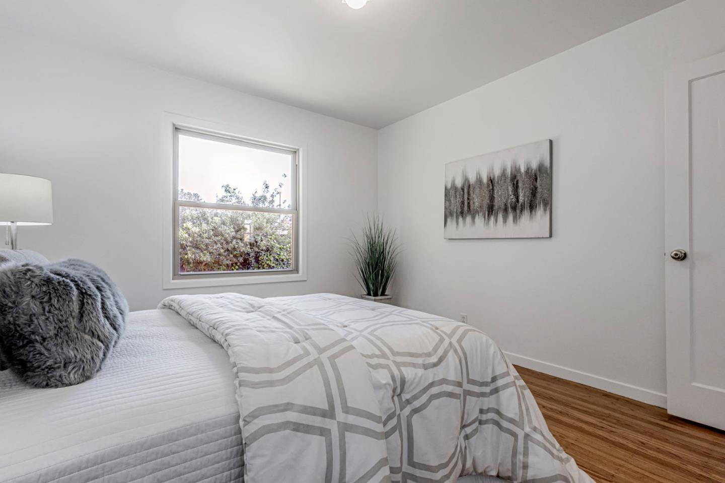 Detail Gallery Image 22 of 74 For 264 Arroyo Dr, Pacifica,  CA 94044 - 3 Beds | 1 Baths