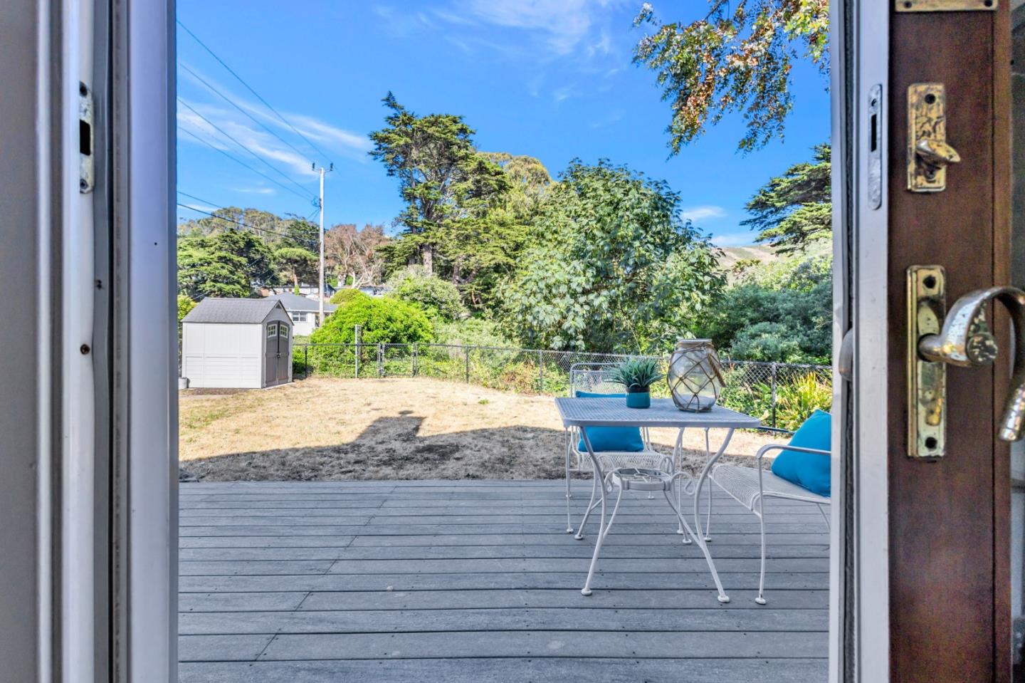 Detail Gallery Image 38 of 74 For 264 Arroyo Dr, Pacifica,  CA 94044 - 3 Beds | 1 Baths