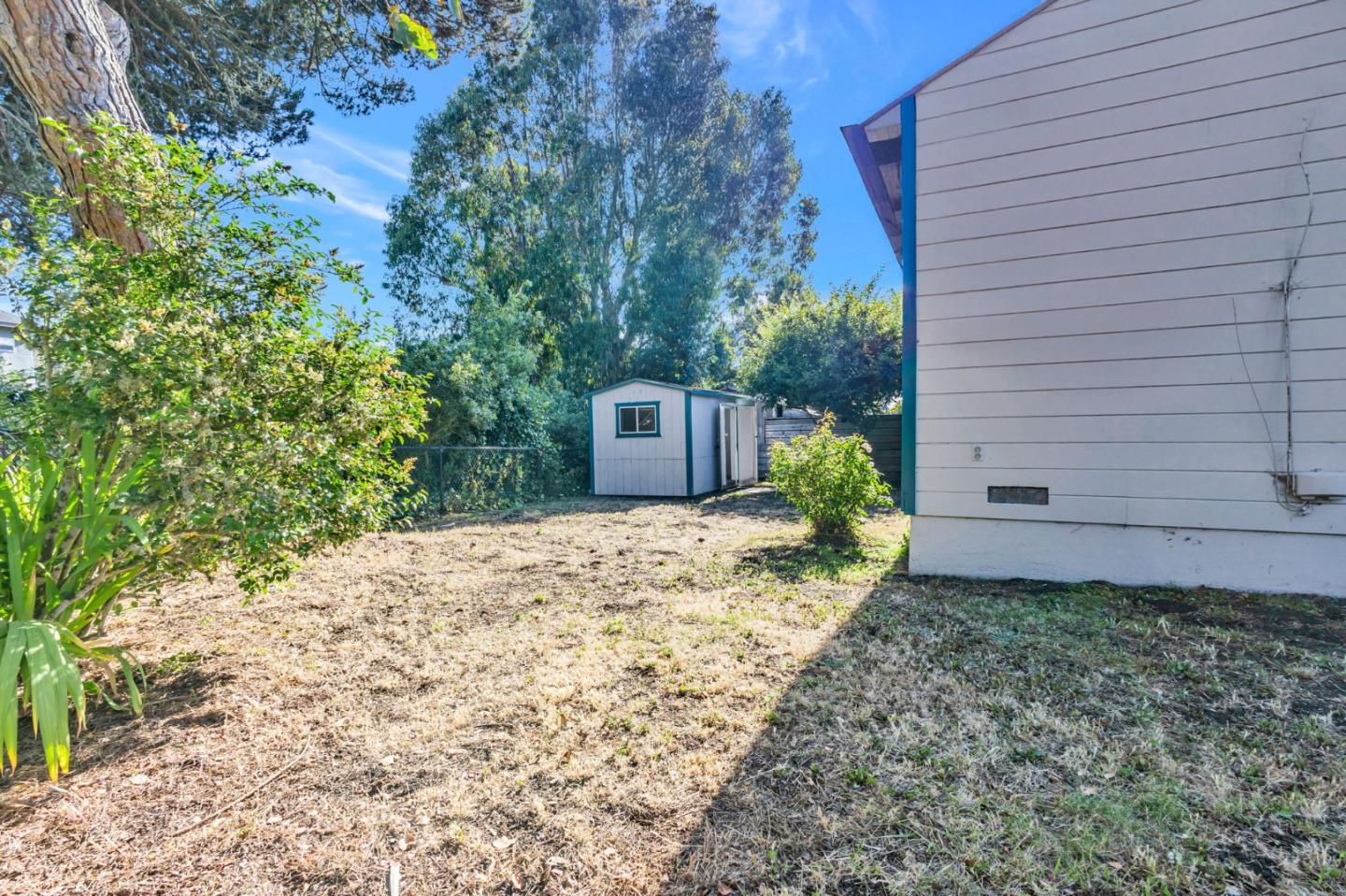 Detail Gallery Image 44 of 74 For 264 Arroyo Dr, Pacifica,  CA 94044 - 3 Beds | 1 Baths