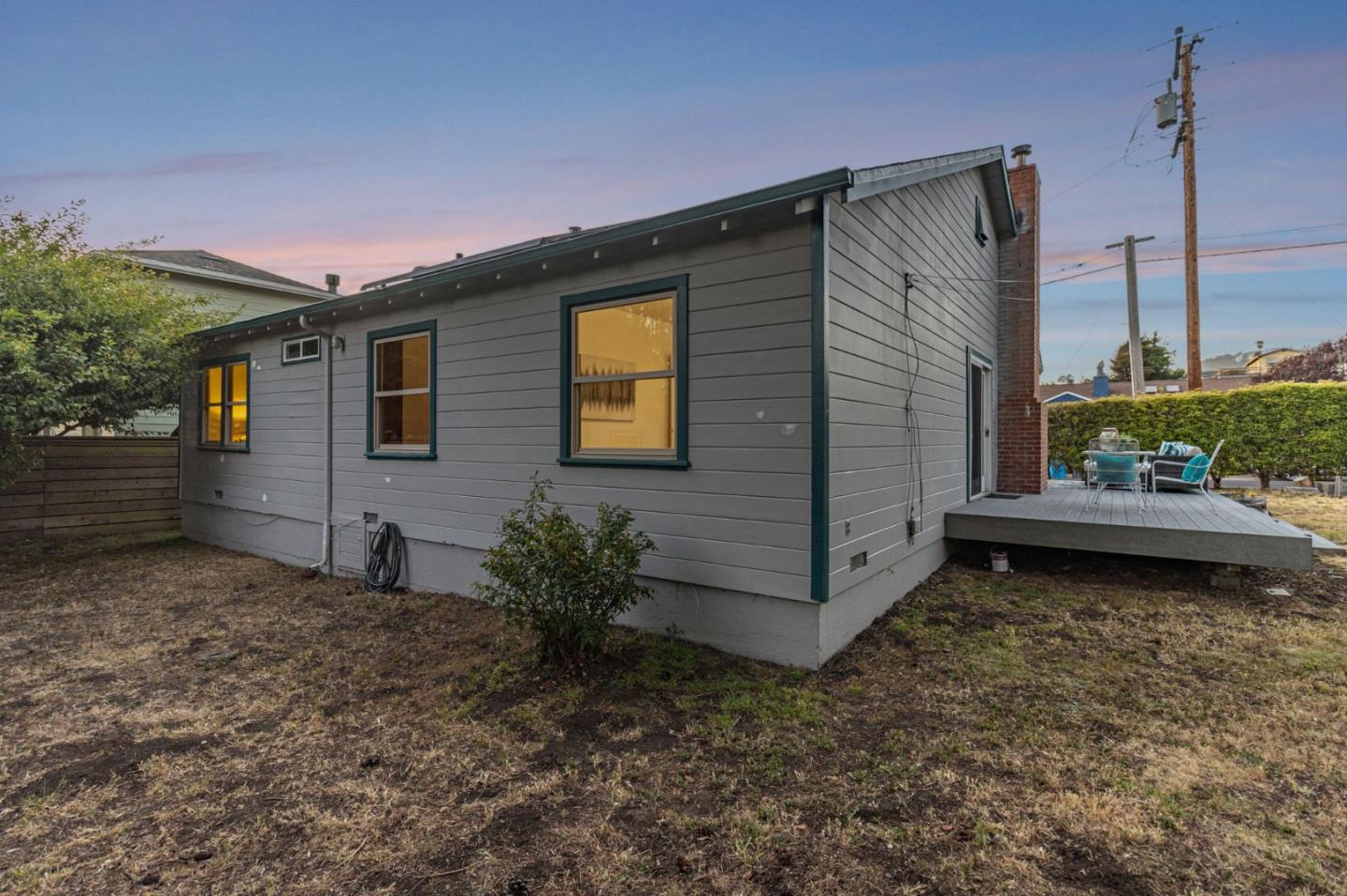 Detail Gallery Image 59 of 74 For 264 Arroyo Dr, Pacifica,  CA 94044 - 3 Beds | 1 Baths
