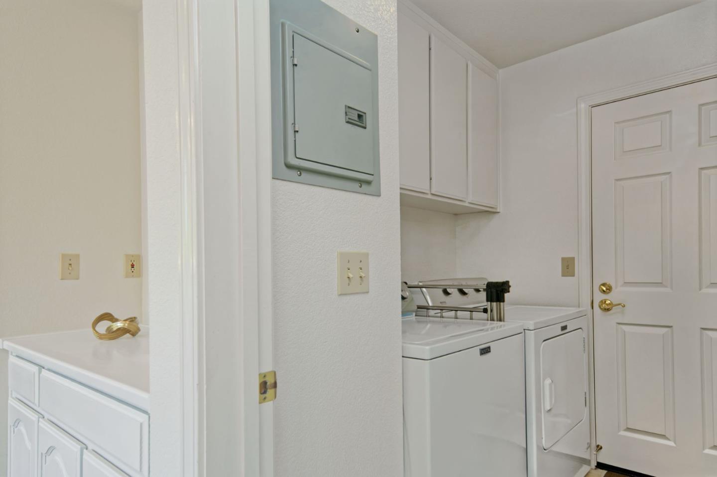 Detail Gallery Image 27 of 57 For 6536 Leyland Park Dr, San Jose,  CA 95120 - 4 Beds | 2/1 Baths