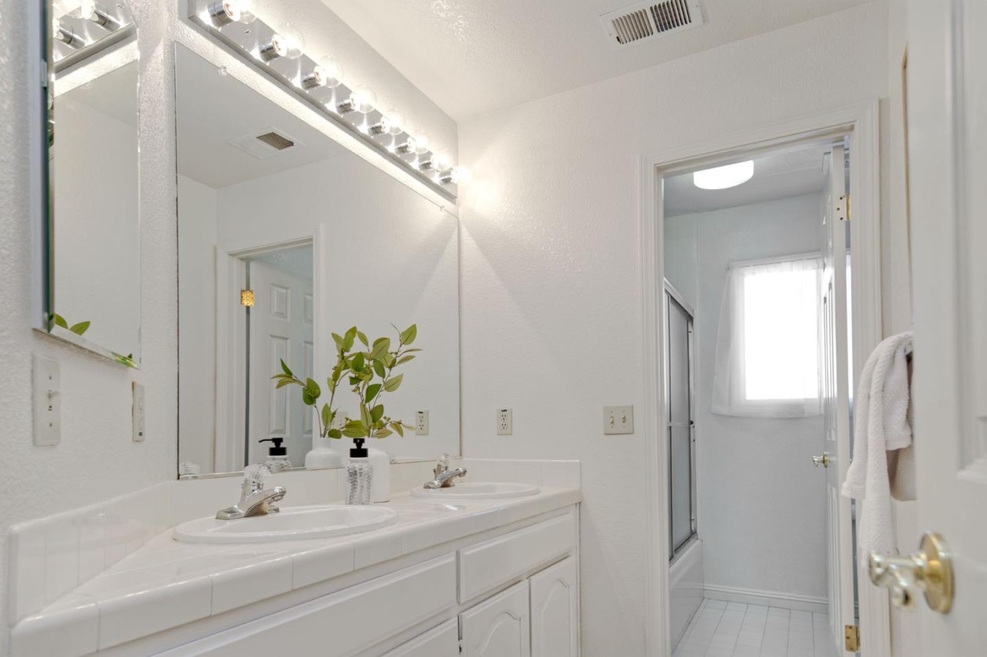 Detail Gallery Image 36 of 57 For 6536 Leyland Park Dr, San Jose,  CA 95120 - 4 Beds | 2/1 Baths