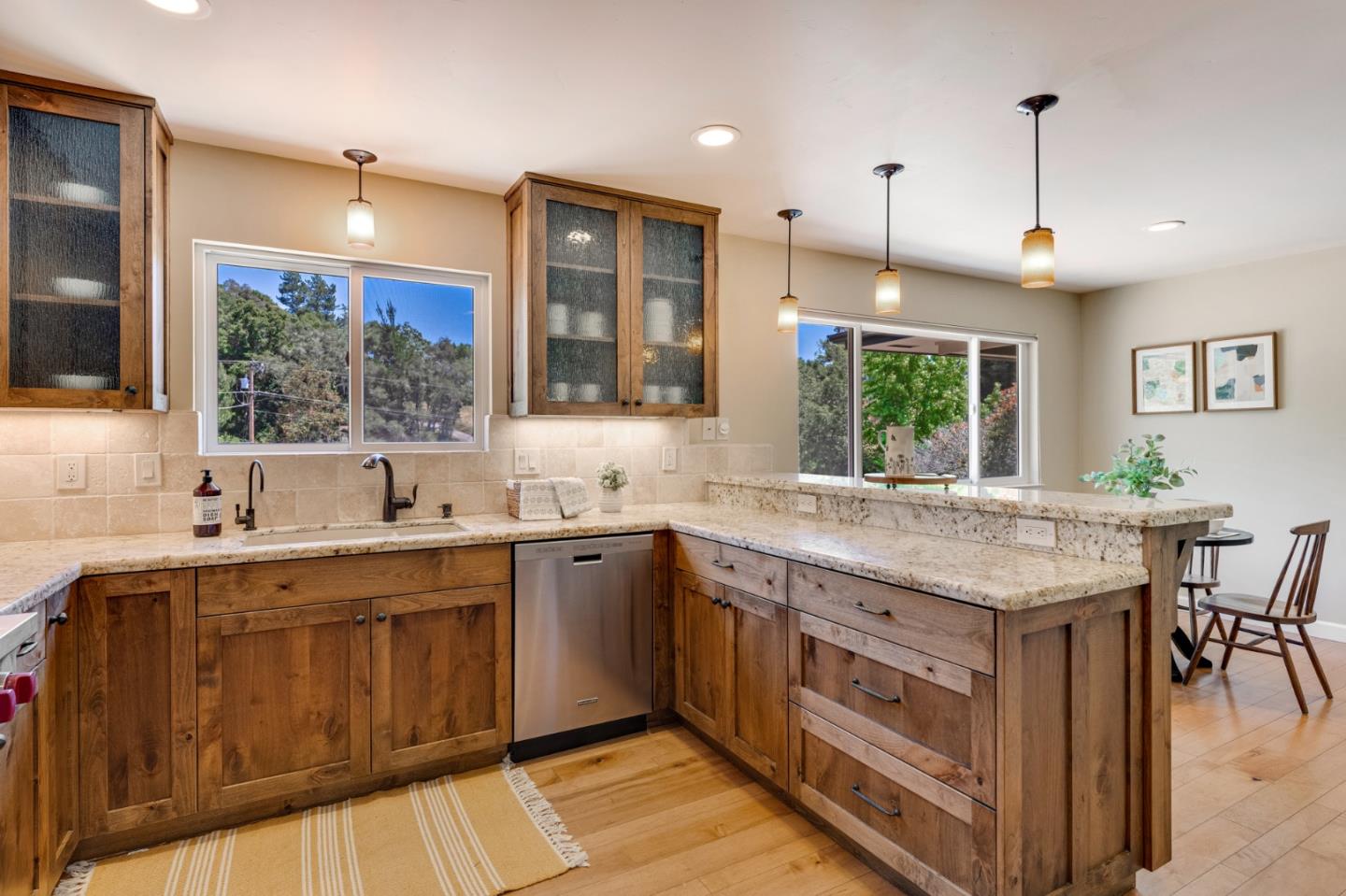 Detail Gallery Image 13 of 53 For 2071 Huntington Dr, Aptos,  CA 95003 - 3 Beds | 2 Baths