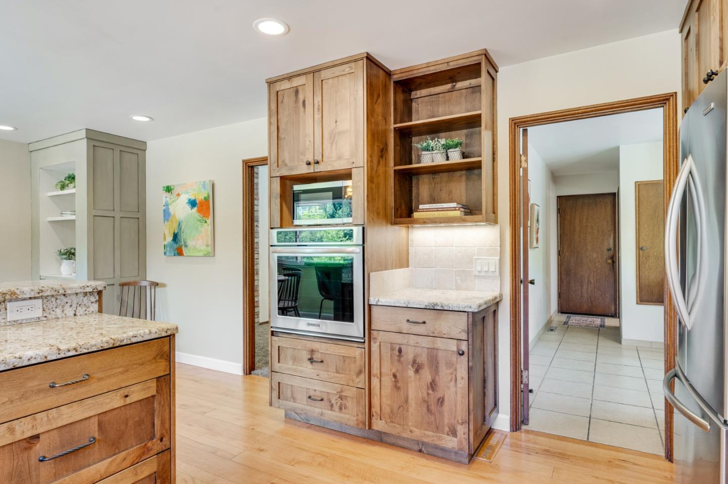 Detail Gallery Image 14 of 53 For 2071 Huntington Dr, Aptos,  CA 95003 - 3 Beds | 2 Baths