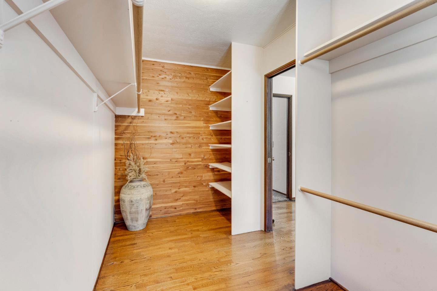 Detail Gallery Image 24 of 53 For 2071 Huntington Dr, Aptos,  CA 95003 - 3 Beds | 2 Baths