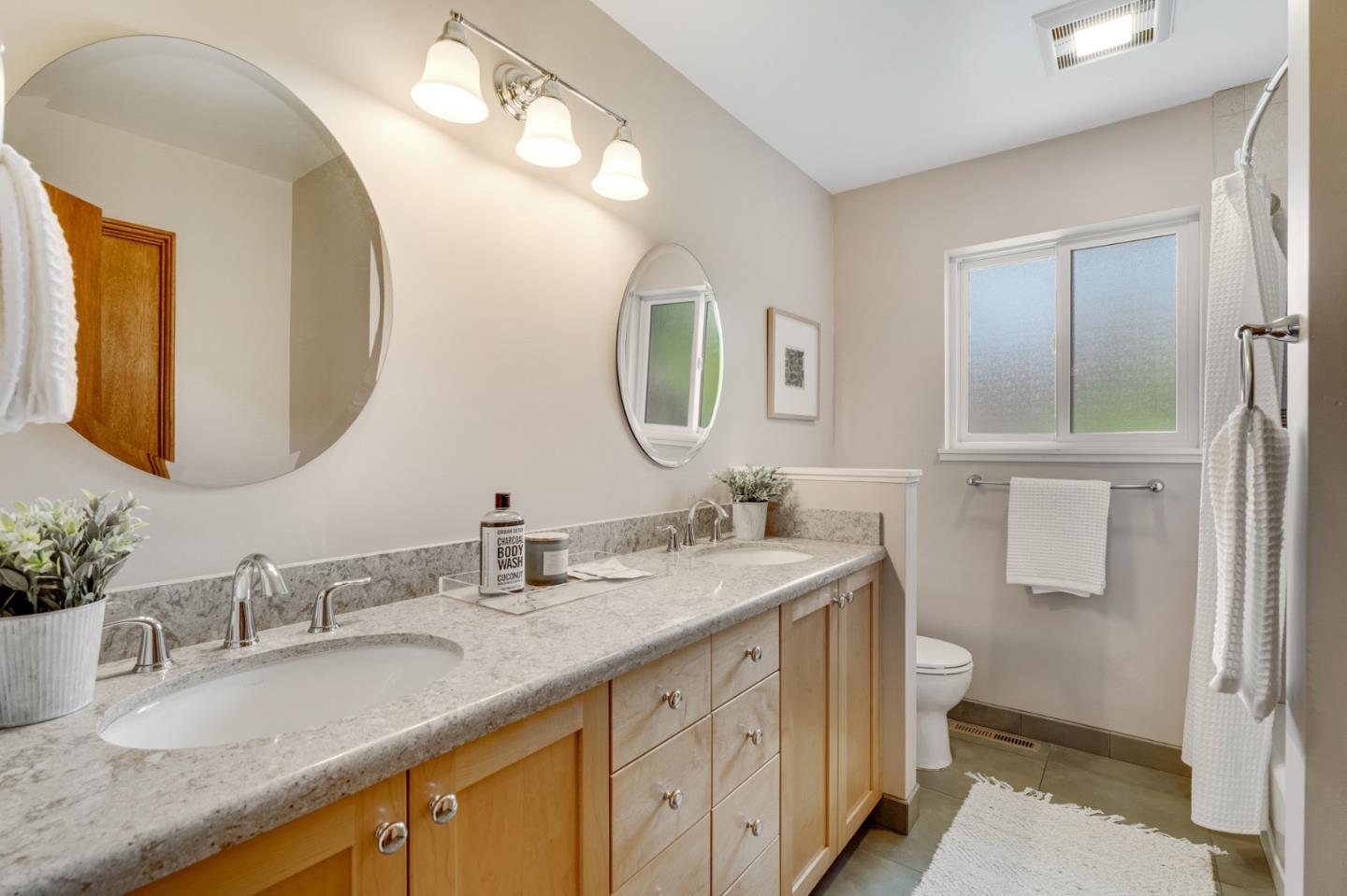 Detail Gallery Image 25 of 53 For 2071 Huntington Dr, Aptos,  CA 95003 - 3 Beds | 2 Baths