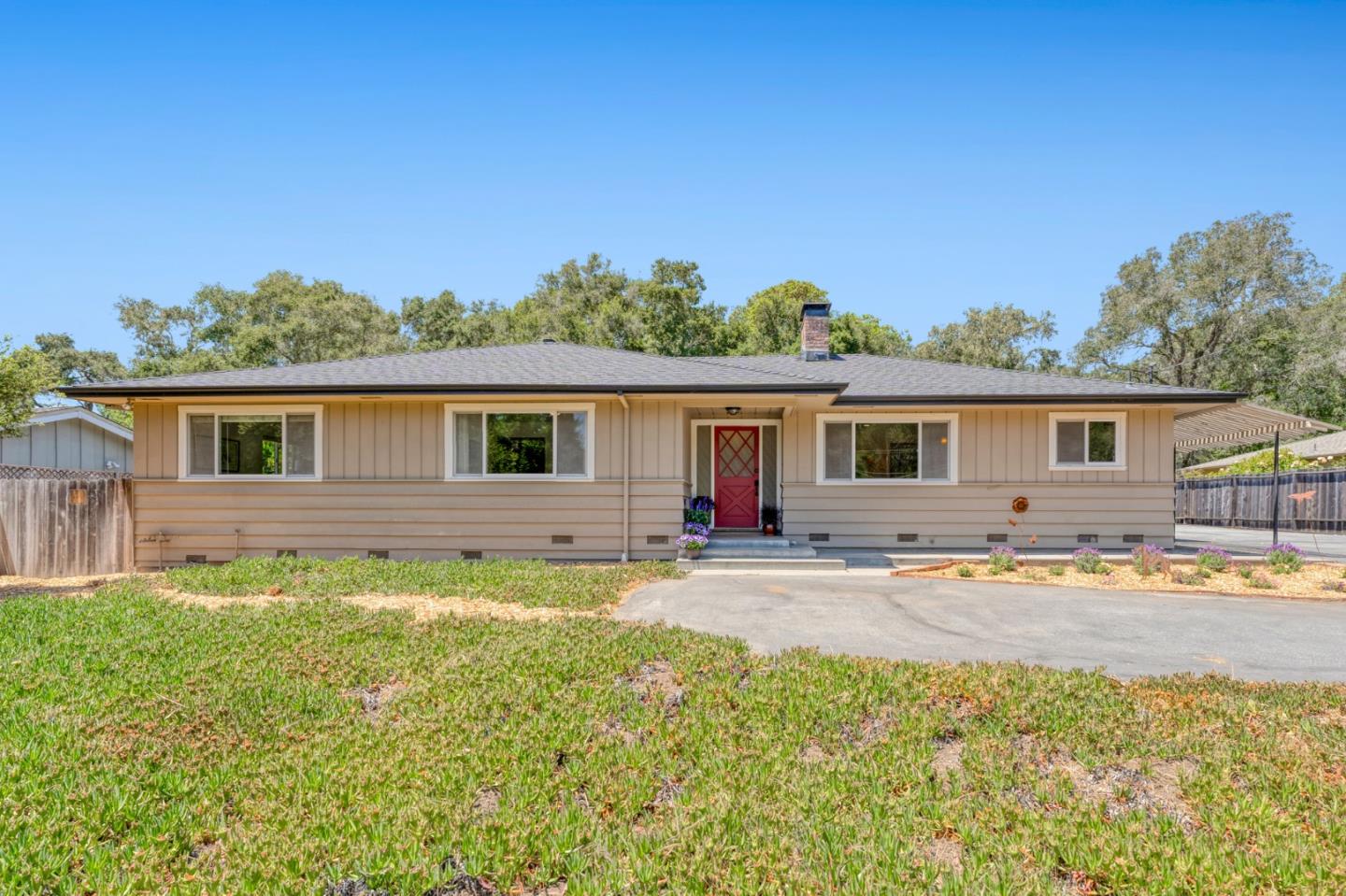 Detail Gallery Image 3 of 53 For 2071 Huntington Dr, Aptos,  CA 95003 - 3 Beds | 2 Baths