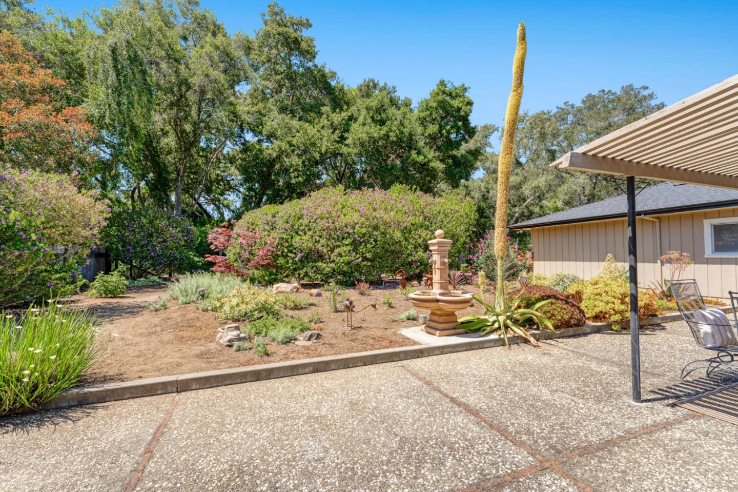 Detail Gallery Image 35 of 53 For 2071 Huntington Dr, Aptos,  CA 95003 - 3 Beds | 2 Baths