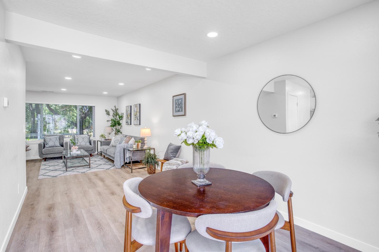 Detail Gallery Image 13 of 65 For 3016 Ironside Ct, San Jose,  CA 95132 - 4 Beds | 2/1 Baths