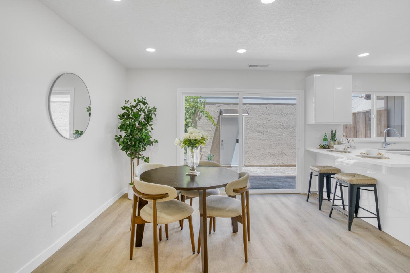 Detail Gallery Image 22 of 65 For 3016 Ironside Ct, San Jose,  CA 95132 - 4 Beds | 2/1 Baths