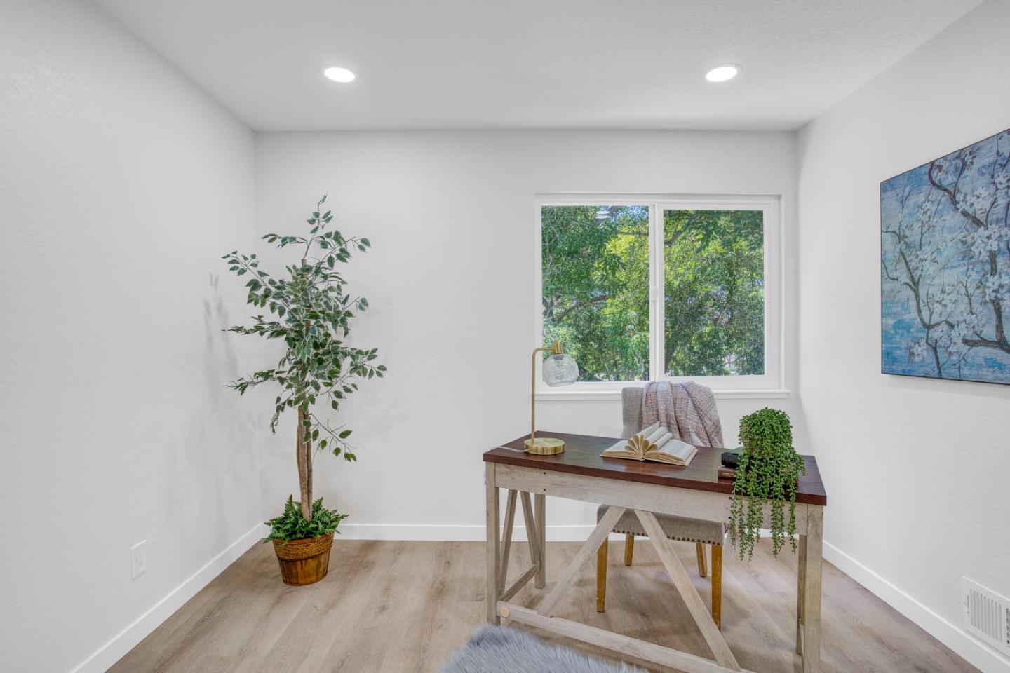 Detail Gallery Image 33 of 65 For 3016 Ironside Ct, San Jose,  CA 95132 - 4 Beds | 2/1 Baths