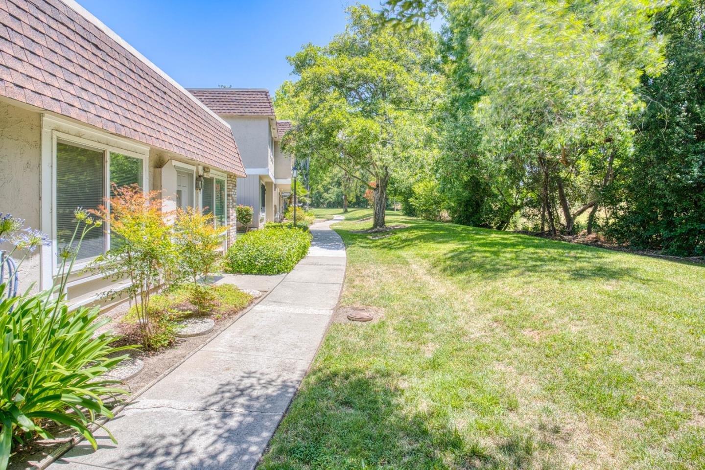 Detail Gallery Image 44 of 65 For 3016 Ironside Ct, San Jose,  CA 95132 - 4 Beds | 2/1 Baths