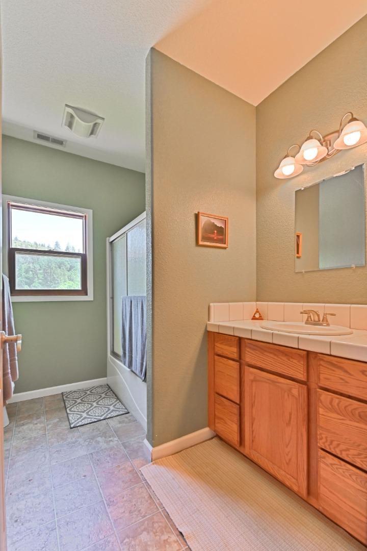 Detail Gallery Image 29 of 78 For 18757 Sunrise Way, Tuolumne,  CA 95379 - 5 Beds | 4 Baths