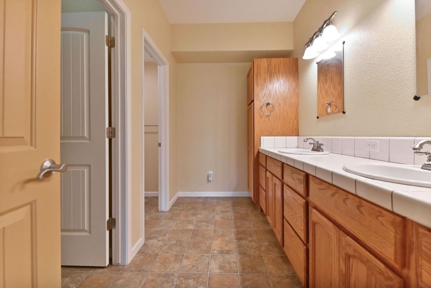 Detail Gallery Image 46 of 78 For 18757 Sunrise Way, Tuolumne,  CA 95379 - 5 Beds | 4 Baths