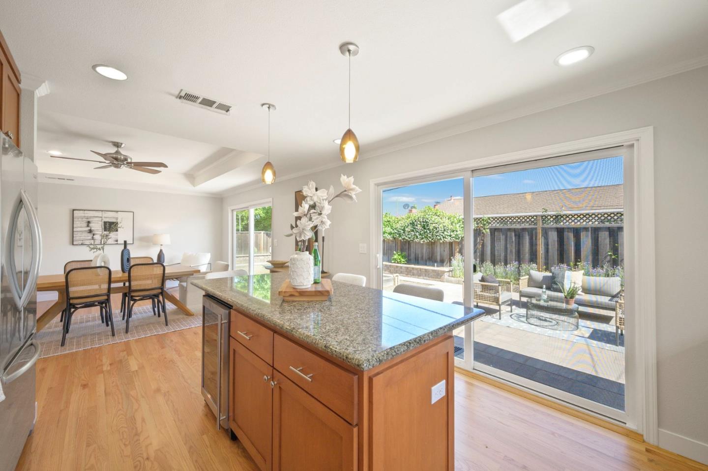 Detail Gallery Image 19 of 46 For 1682 Noreen Dr, San Jose,  CA 95124 - 3 Beds | 2 Baths