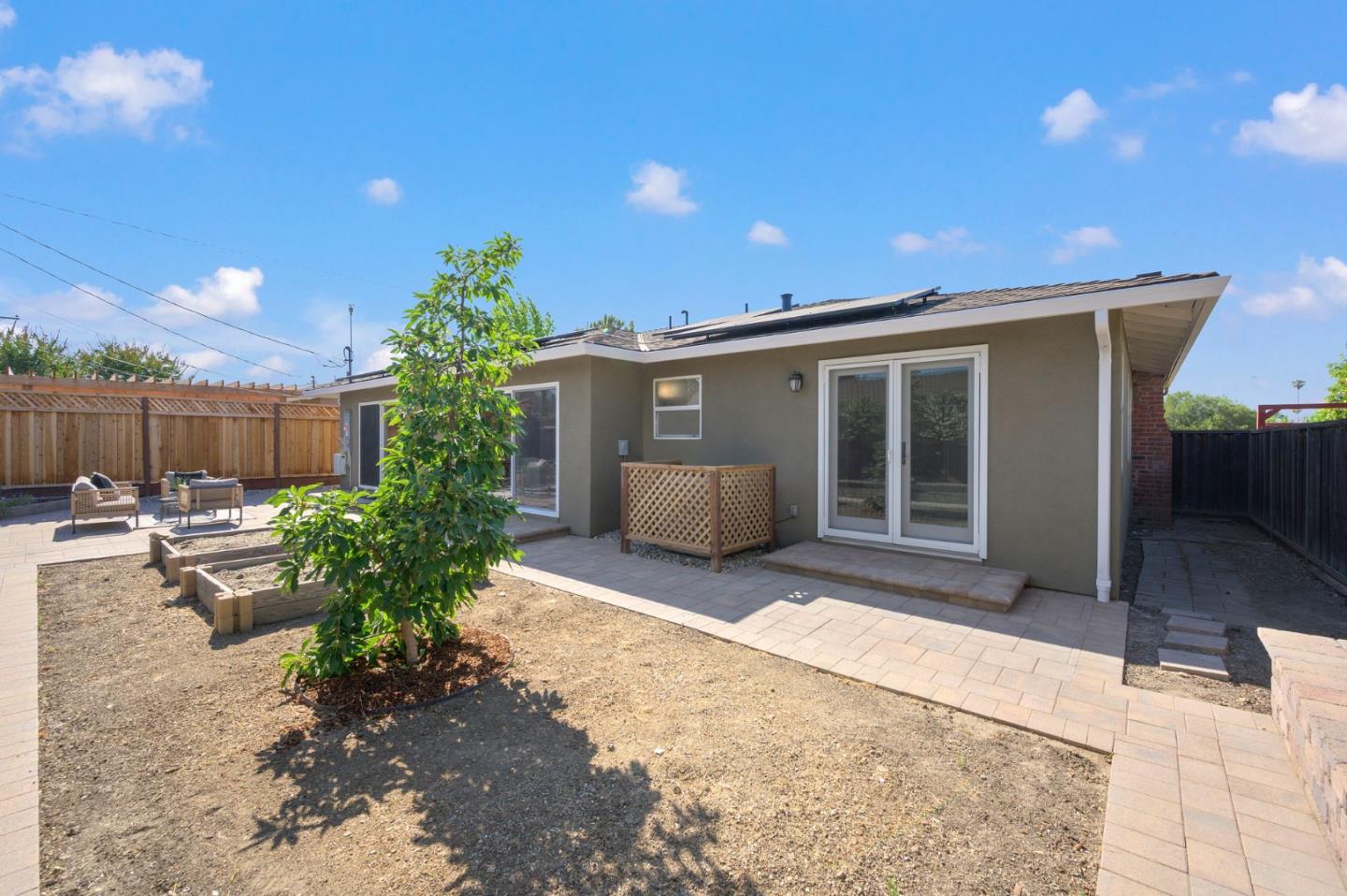 Detail Gallery Image 37 of 46 For 1682 Noreen Dr, San Jose,  CA 95124 - 3 Beds | 2 Baths