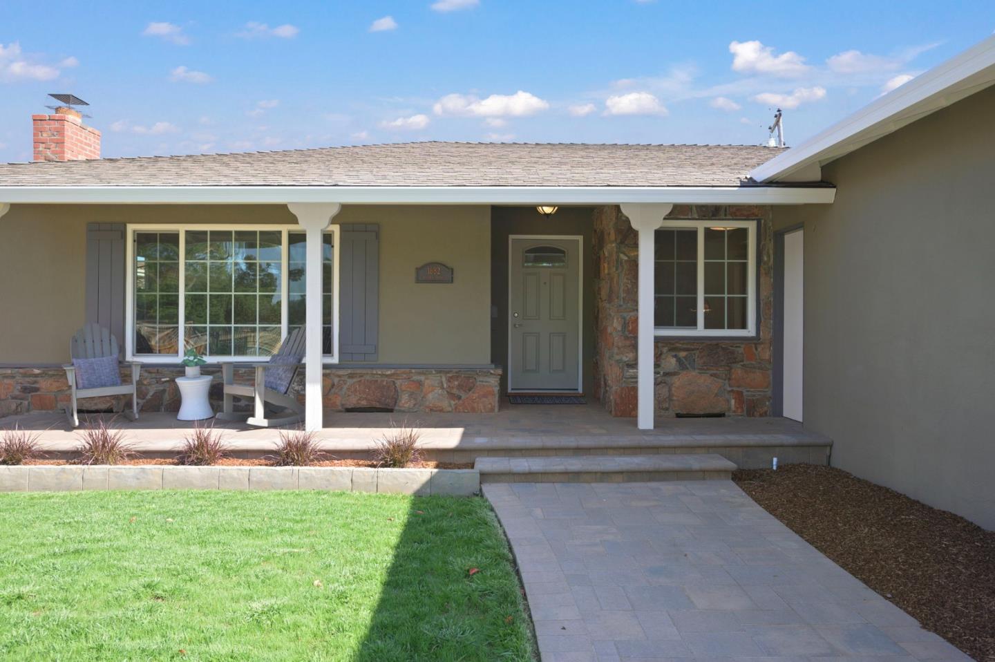 Detail Gallery Image 5 of 46 For 1682 Noreen Dr, San Jose,  CA 95124 - 3 Beds | 2 Baths