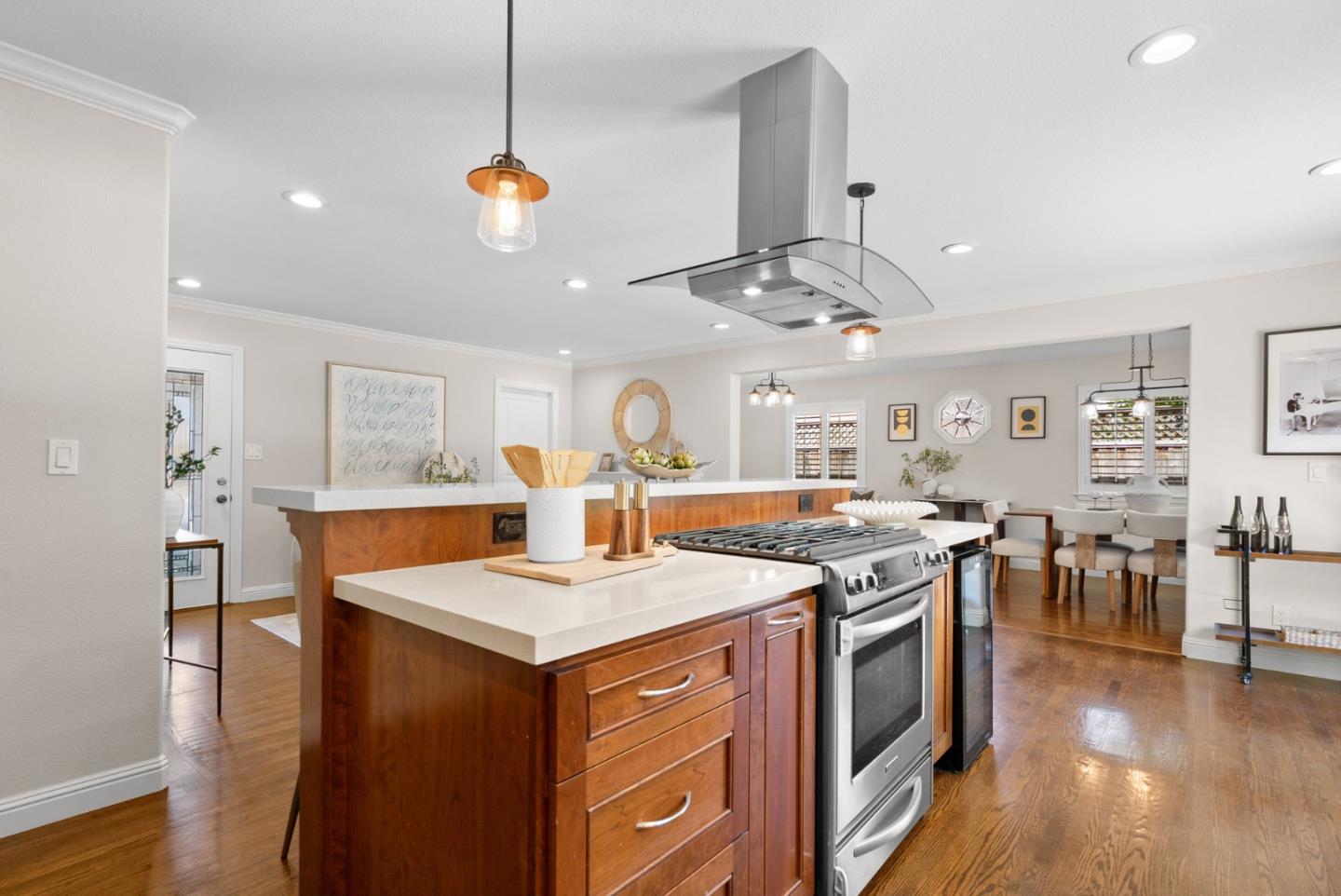 Detail Gallery Image 10 of 35 For 1967 Bernice Way, San Jose,  CA 95124 - 3 Beds | 1 Baths