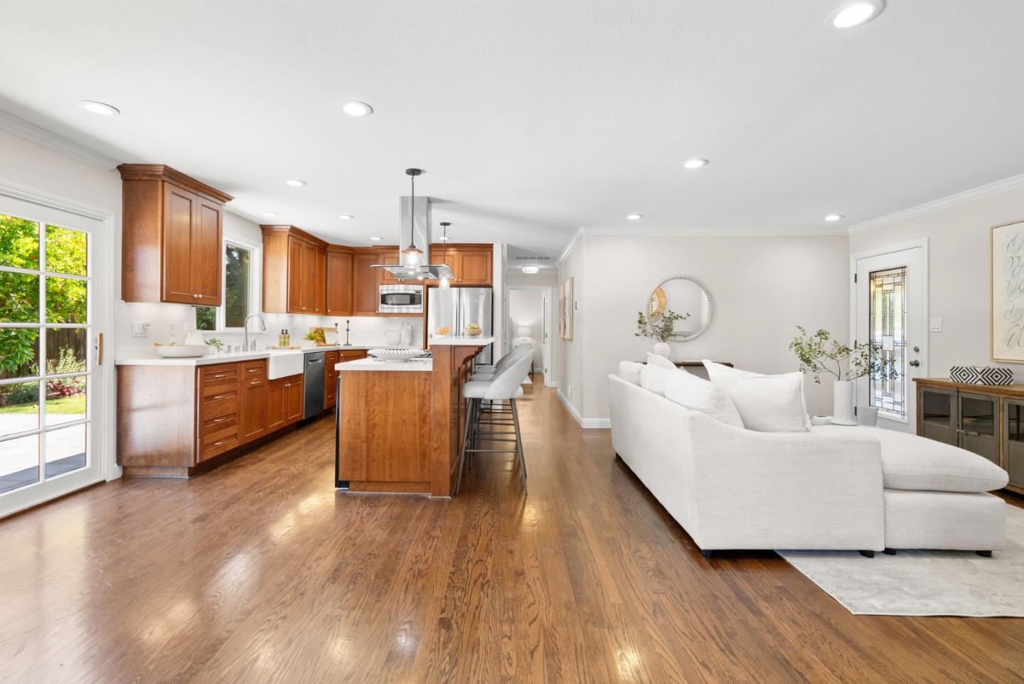 Detail Gallery Image 16 of 35 For 1967 Bernice Way, San Jose,  CA 95124 - 3 Beds | 1 Baths