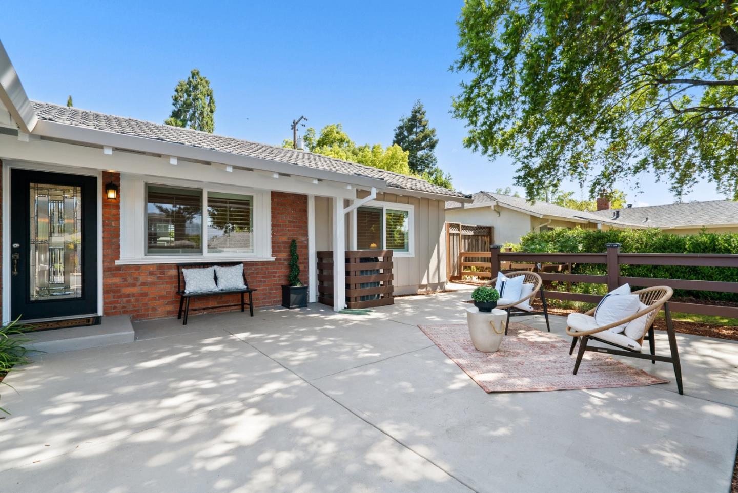 Detail Gallery Image 2 of 35 For 1967 Bernice Way, San Jose,  CA 95124 - 3 Beds | 1 Baths