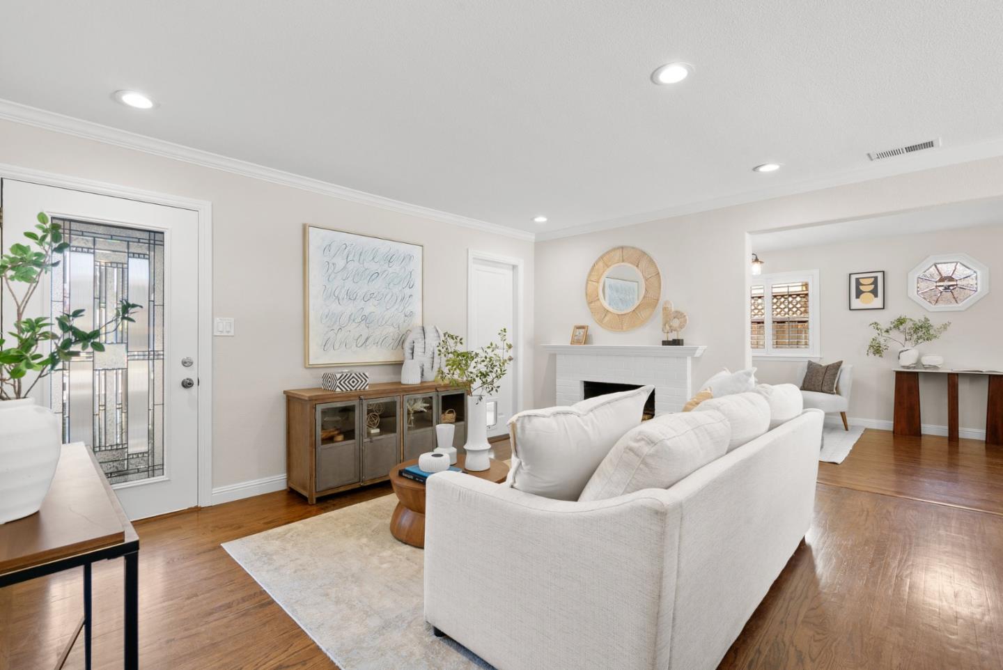 Detail Gallery Image 5 of 35 For 1967 Bernice Way, San Jose,  CA 95124 - 3 Beds | 1 Baths