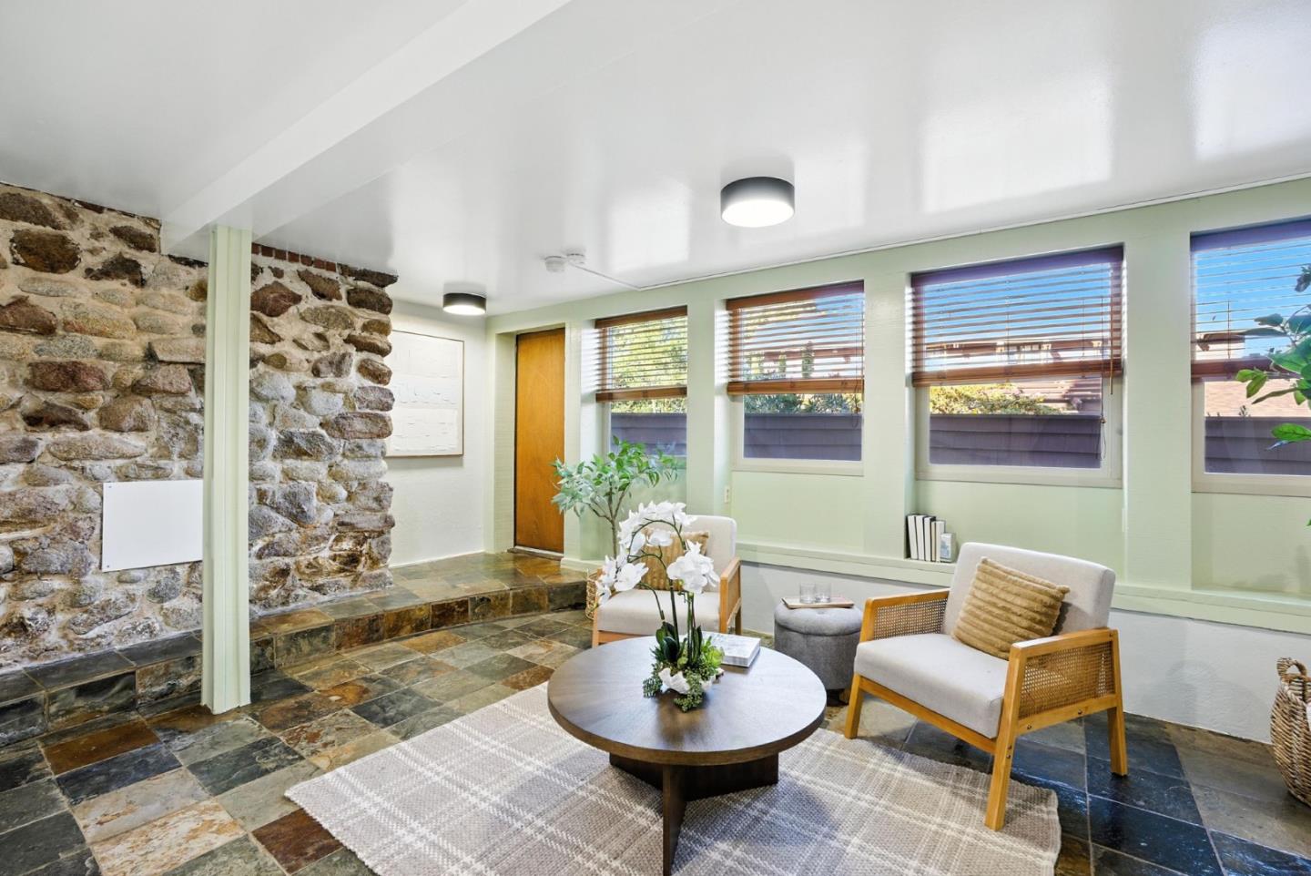 Detail Gallery Image 37 of 46 For 600 Martin St, Monterey,  CA 93940 - 6 Beds | 4/1 Baths