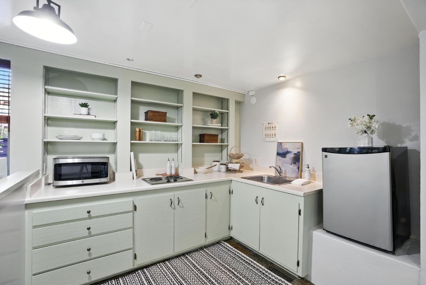 Detail Gallery Image 39 of 46 For 600 Martin St, Monterey,  CA 93940 - 6 Beds | 4/1 Baths