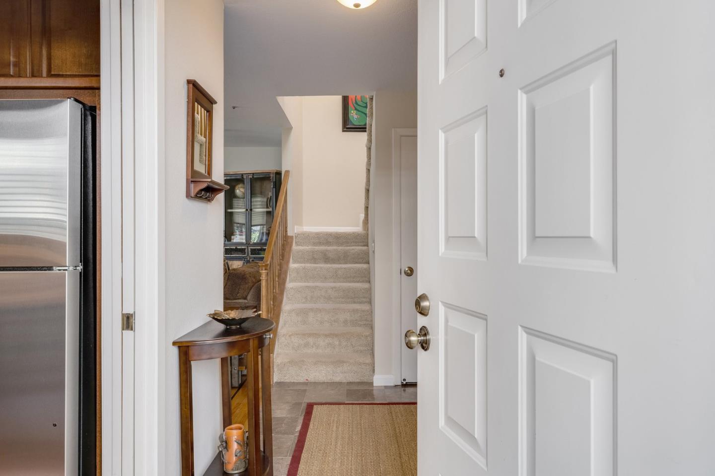 Detail Gallery Image 2 of 37 For 290 Bonita Ln, Foster City,  CA 94404 - 3 Beds | 2/1 Baths