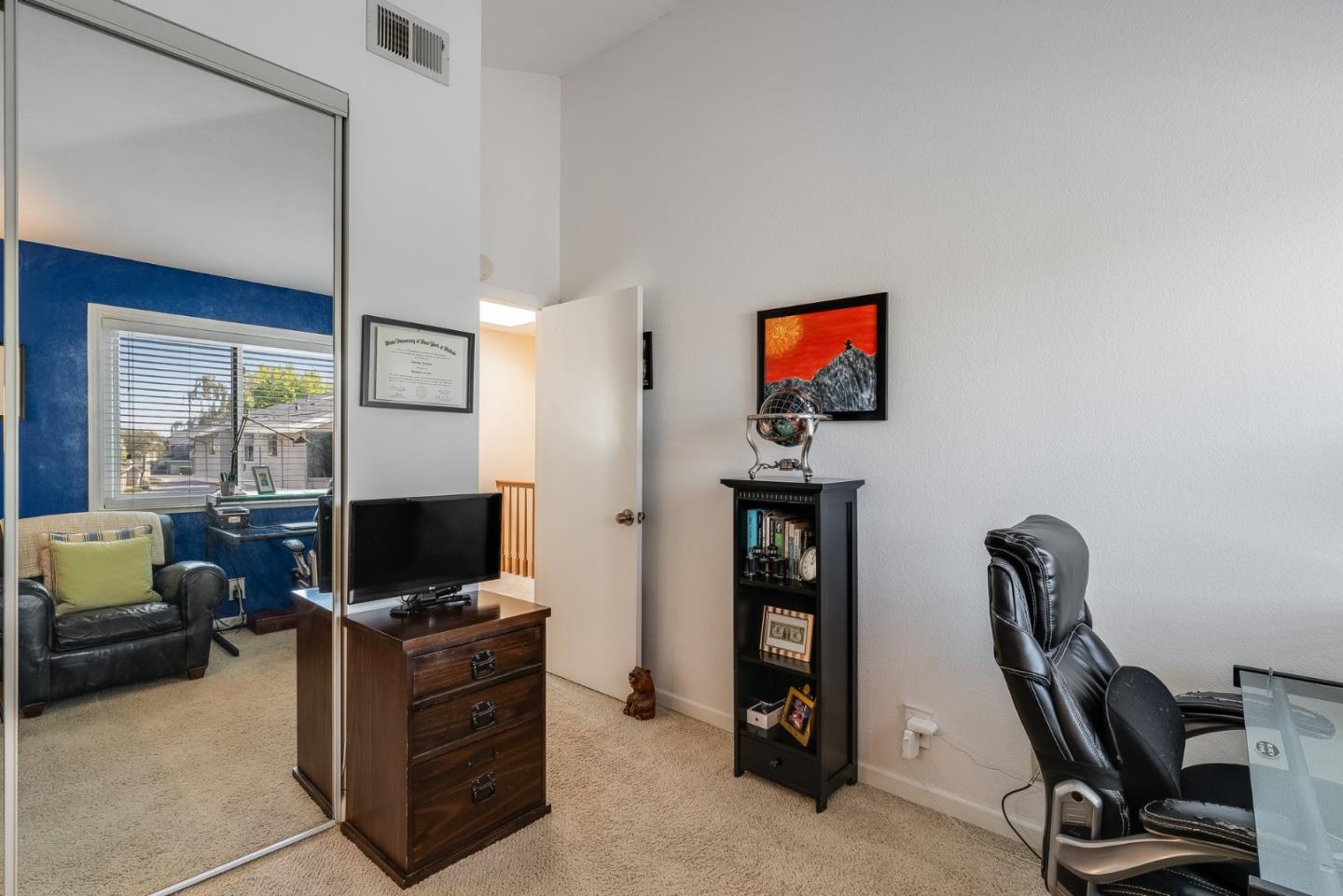 Detail Gallery Image 31 of 37 For 290 Bonita Ln, Foster City,  CA 94404 - 3 Beds | 2/1 Baths