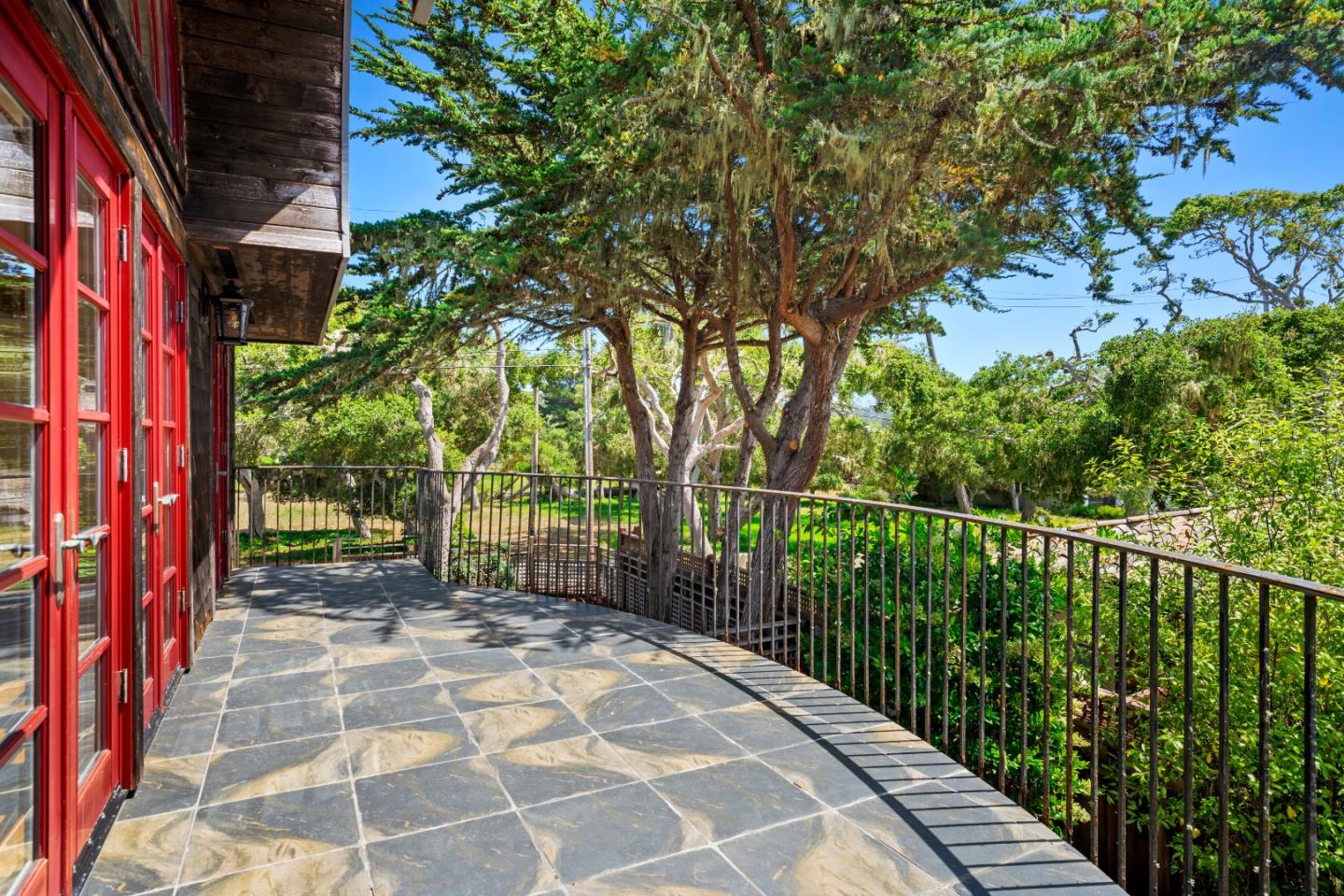 Detail Gallery Image 24 of 27 For 1030 Vaquero Rd, Pebble Beach,  CA 93953 - 4 Beds | 2/1 Baths