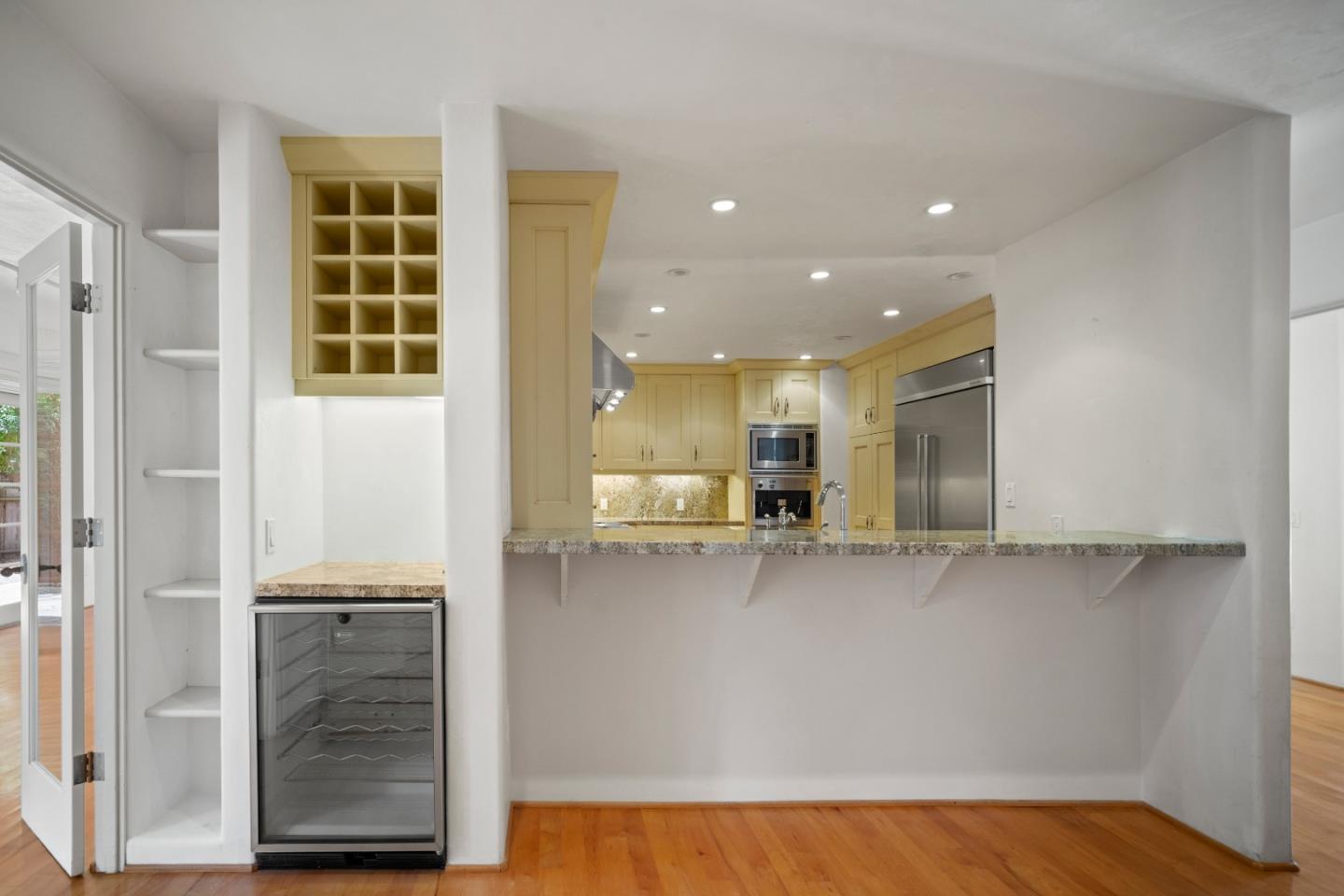 Detail Gallery Image 9 of 27 For 1030 Vaquero Rd, Pebble Beach,  CA 93953 - 4 Beds | 2/1 Baths