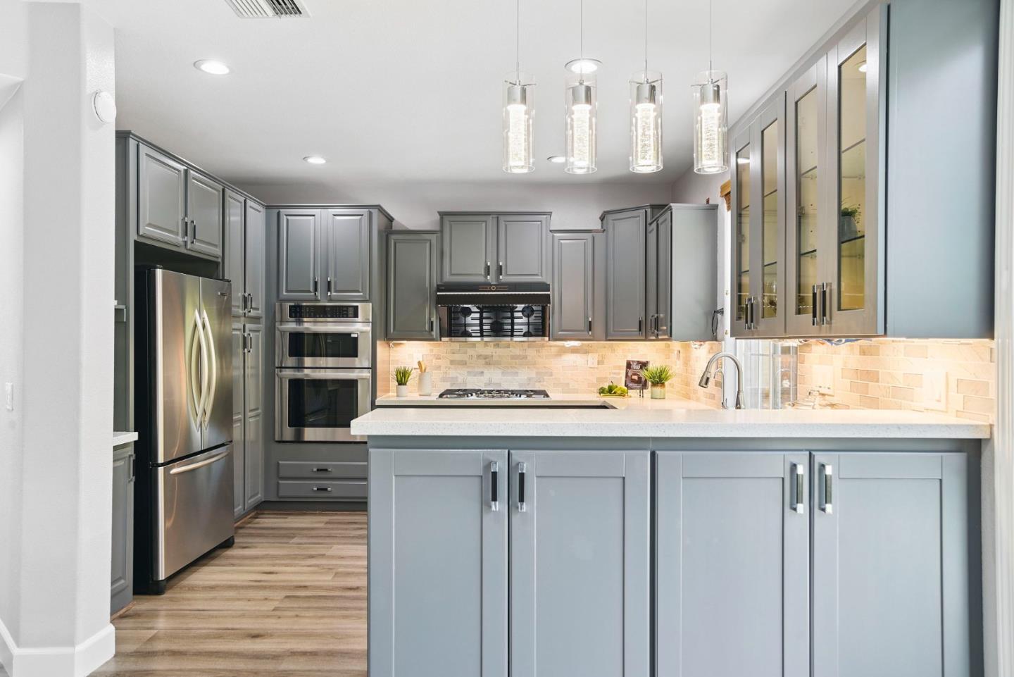 Detail Gallery Image 17 of 52 For 280 Wildhorse Ct, San Jose,  CA 95138 - 5 Beds | 3/1 Baths