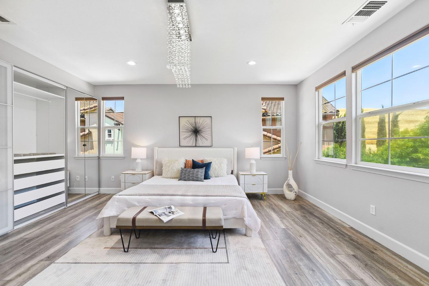Detail Gallery Image 27 of 52 For 280 Wildhorse Ct, San Jose,  CA 95138 - 5 Beds | 3/1 Baths