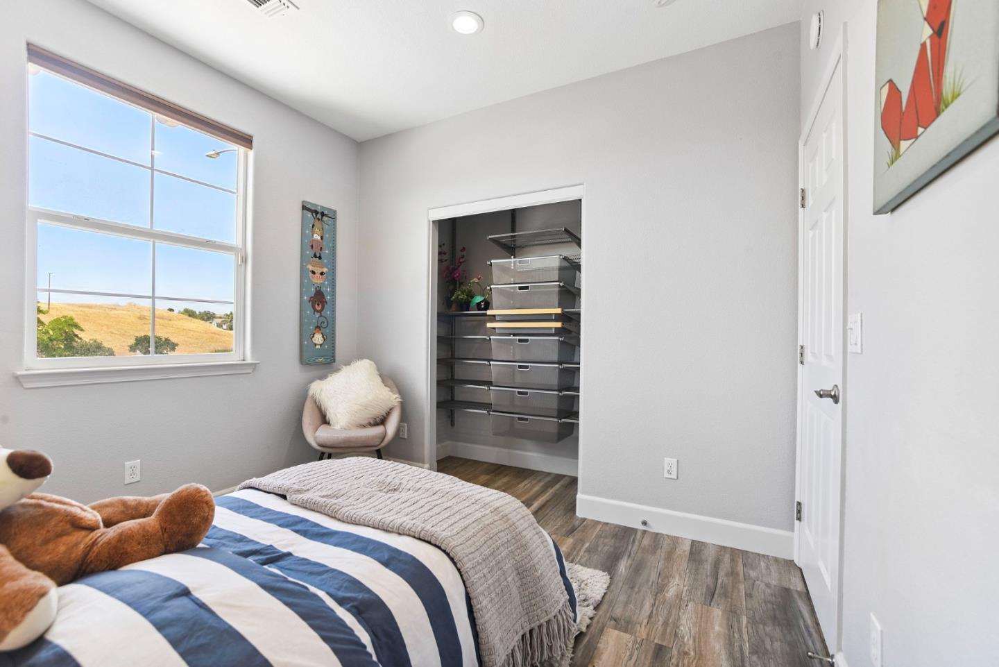 Detail Gallery Image 37 of 52 For 280 Wildhorse Ct, San Jose,  CA 95138 - 5 Beds | 3/1 Baths