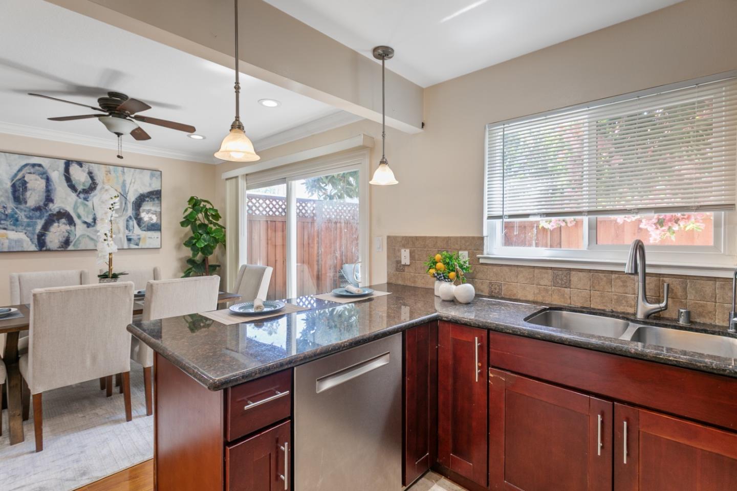 Detail Gallery Image 16 of 35 For 40189 Santa Teresa Cmn, Fremont,  CA 94539 - 2 Beds | 1/1 Baths
