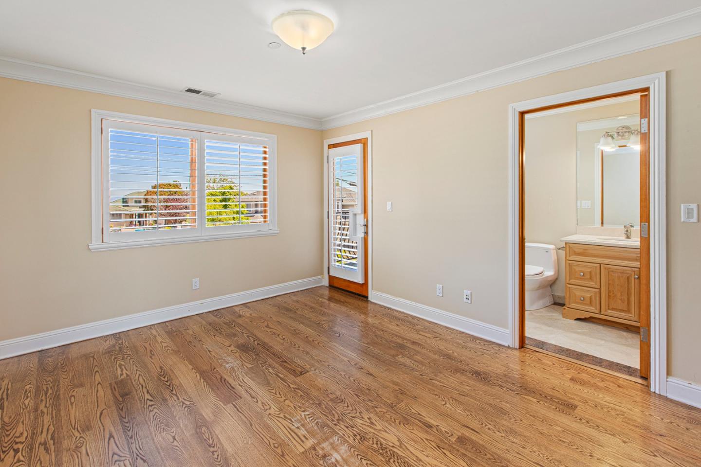 Detail Gallery Image 27 of 37 For 436 Summit Dr, Redwood City,  CA 94062 - 5 Beds | 6/1 Baths
