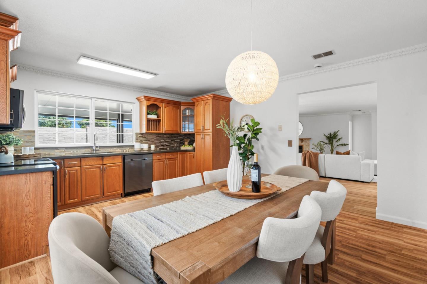 Detail Gallery Image 15 of 66 For 1459 Blackfield Dr, Santa Clara,  CA 95051 - 4 Beds | 3 Baths