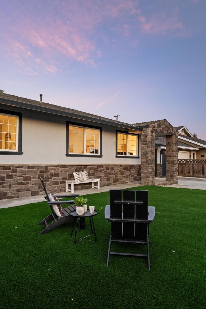 Detail Gallery Image 4 of 66 For 1459 Blackfield Dr, Santa Clara,  CA 95051 - 4 Beds | 3 Baths