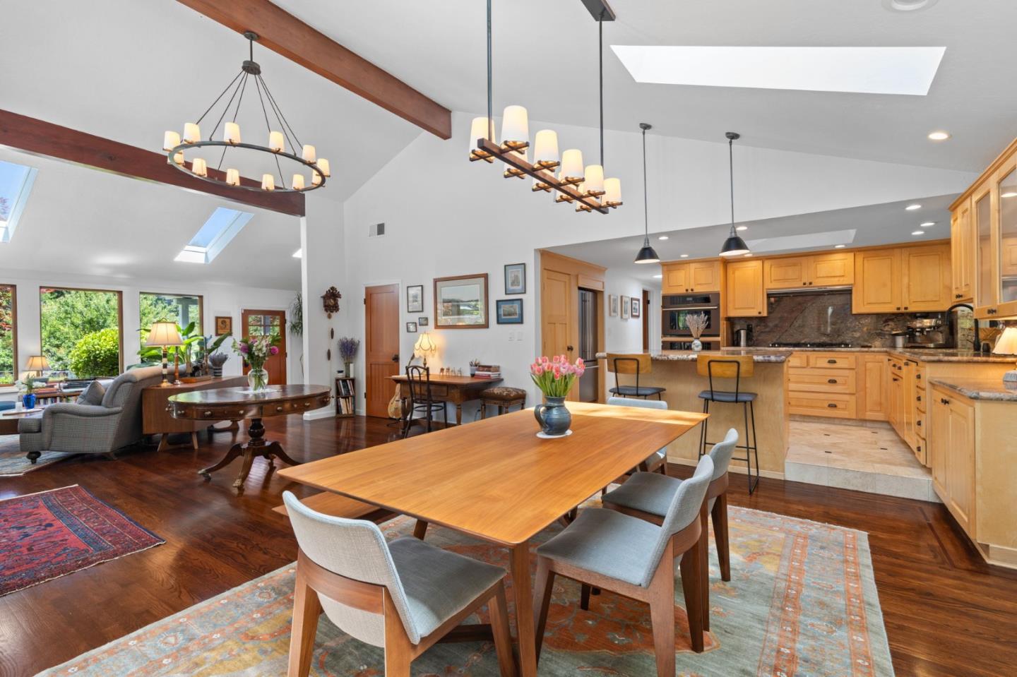 Detail Gallery Image 11 of 38 For 18051 Idylwild Rd, Los Gatos,  CA 95033 - 3 Beds | 2 Baths