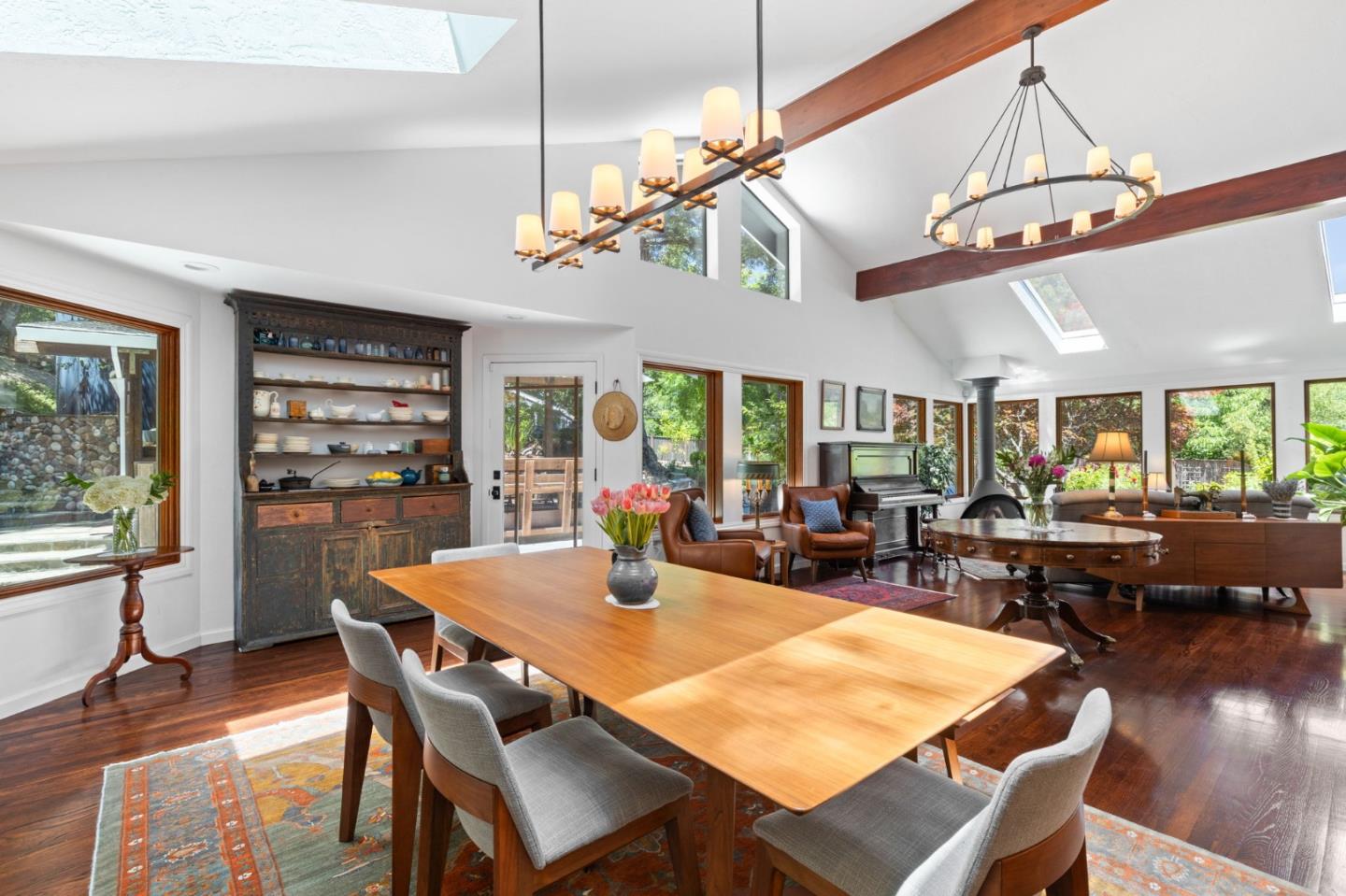 Detail Gallery Image 12 of 38 For 18051 Idylwild Rd, Los Gatos,  CA 95033 - 3 Beds | 2 Baths