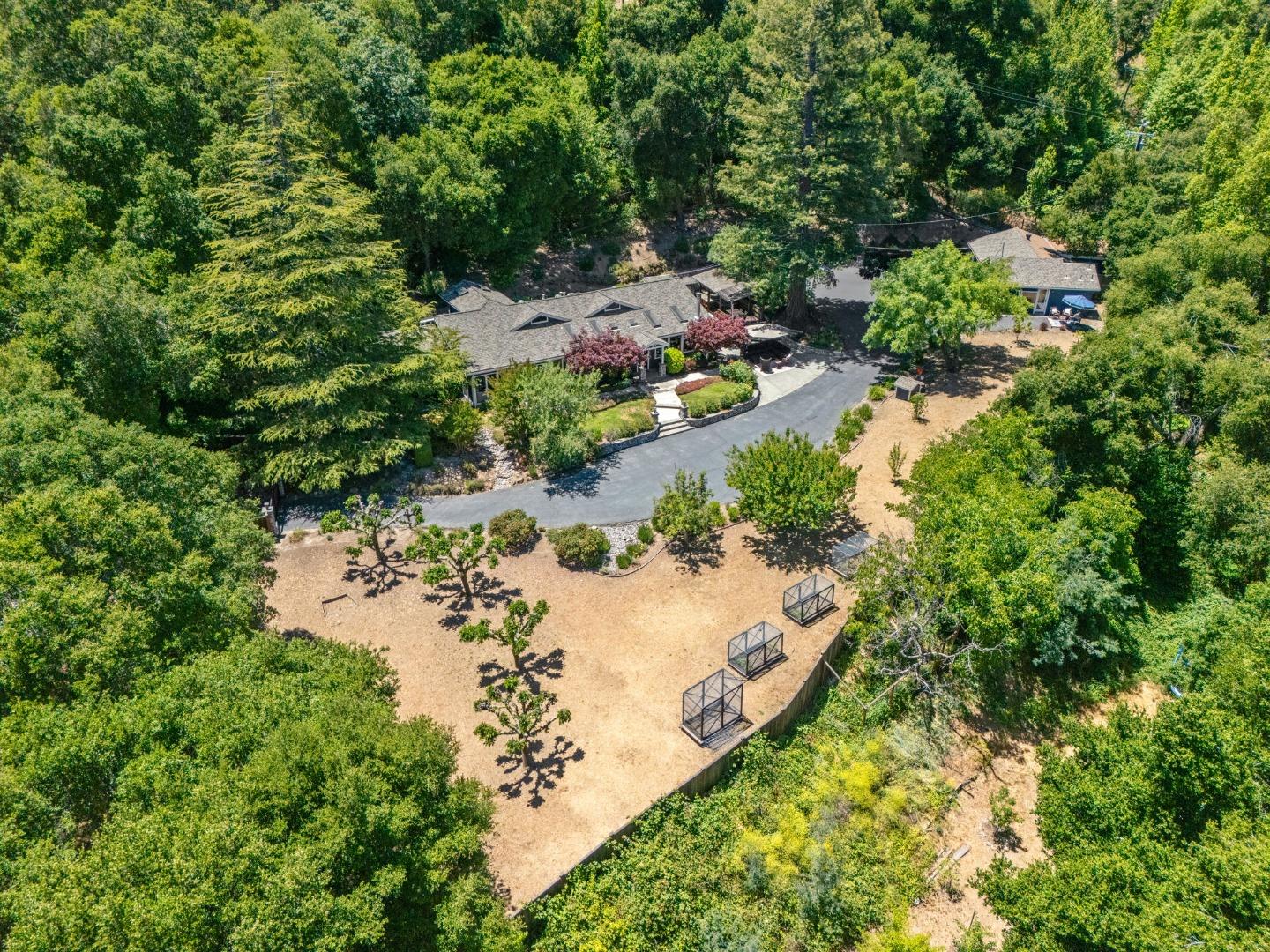 Detail Gallery Image 32 of 38 For 18051 Idylwild Rd, Los Gatos,  CA 95033 - 3 Beds | 2 Baths
