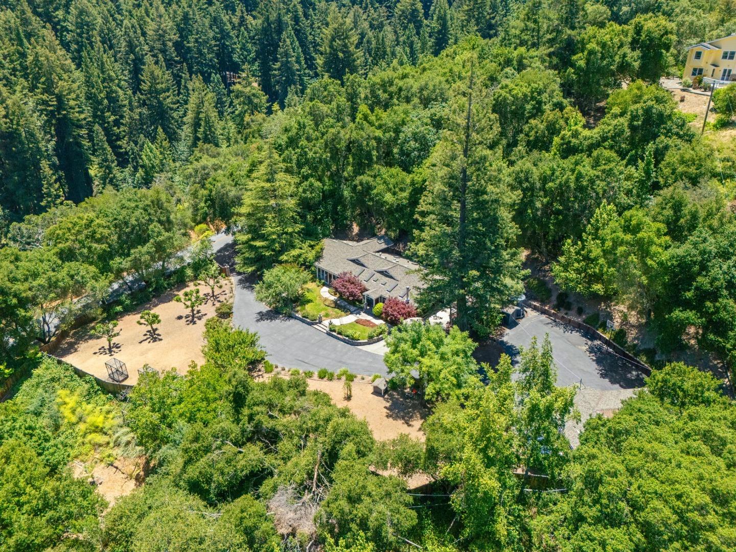 Detail Gallery Image 33 of 38 For 18051 Idylwild Rd, Los Gatos,  CA 95033 - 3 Beds | 2 Baths