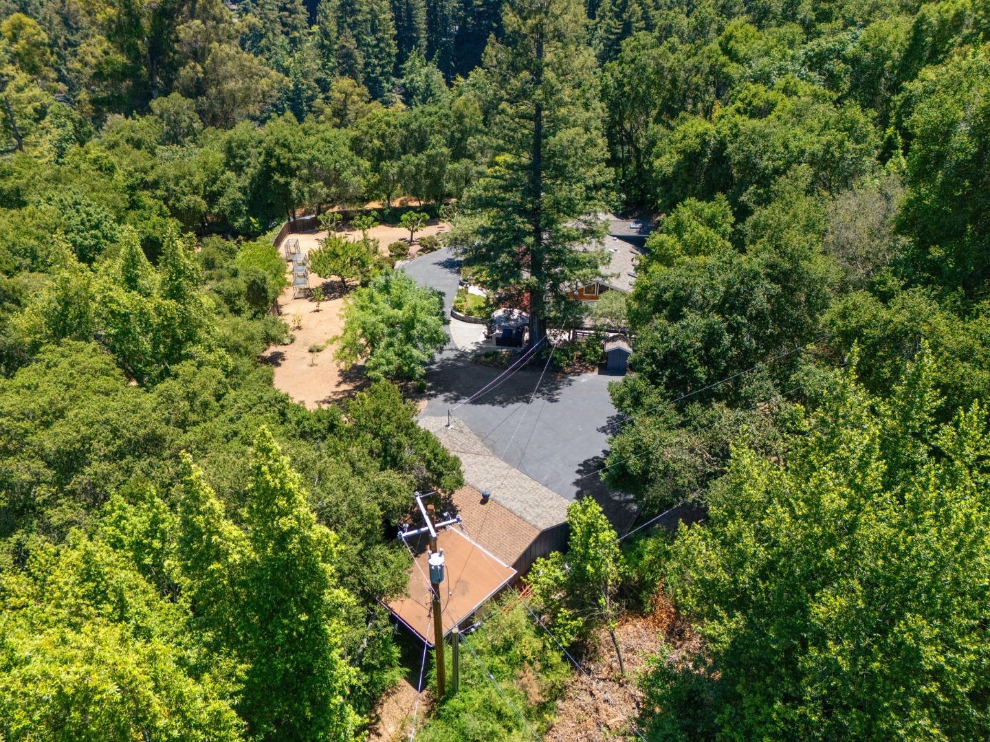 Detail Gallery Image 34 of 38 For 18051 Idylwild Rd, Los Gatos,  CA 95033 - 3 Beds | 2 Baths